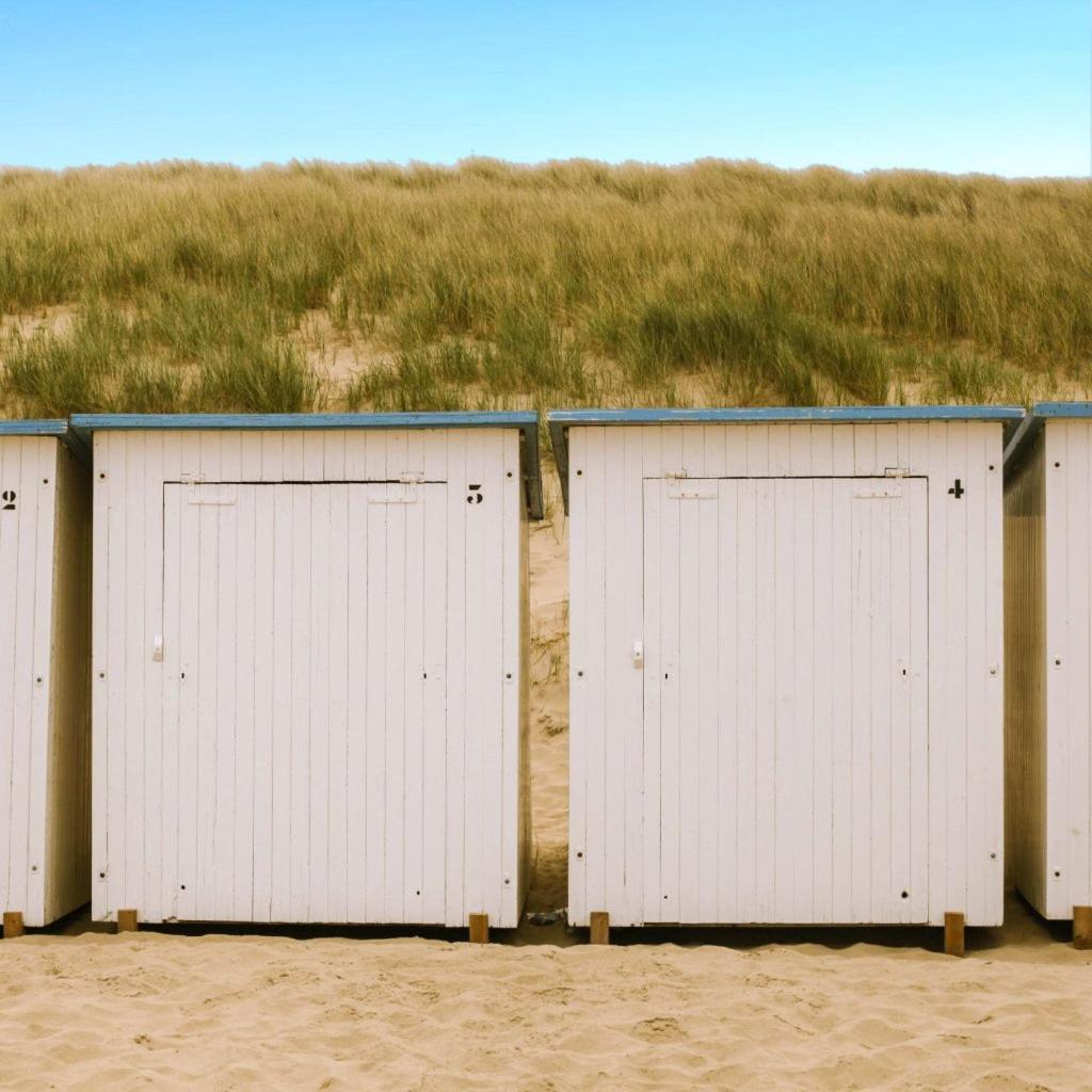 Luxe Tiny House Incl Jacuzzi En Strandhuisje In Zomerseizoen Meliskerke Exterior foto